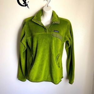 Patagonia pull over sweater